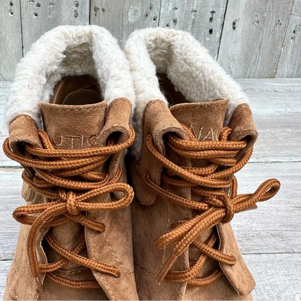 Women's Nautica Camel Suede Ankle Boots Wedge Heel‎ Size 10 - Image 5