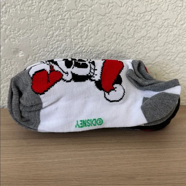 Disney Black, White, and Red No show Casual Socks 5 pairs - Image 5