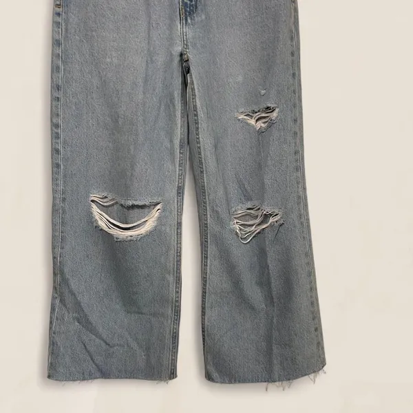 etica devon crop wide leg light wash jeans| sz 25 raw hem eco denim - Image 4