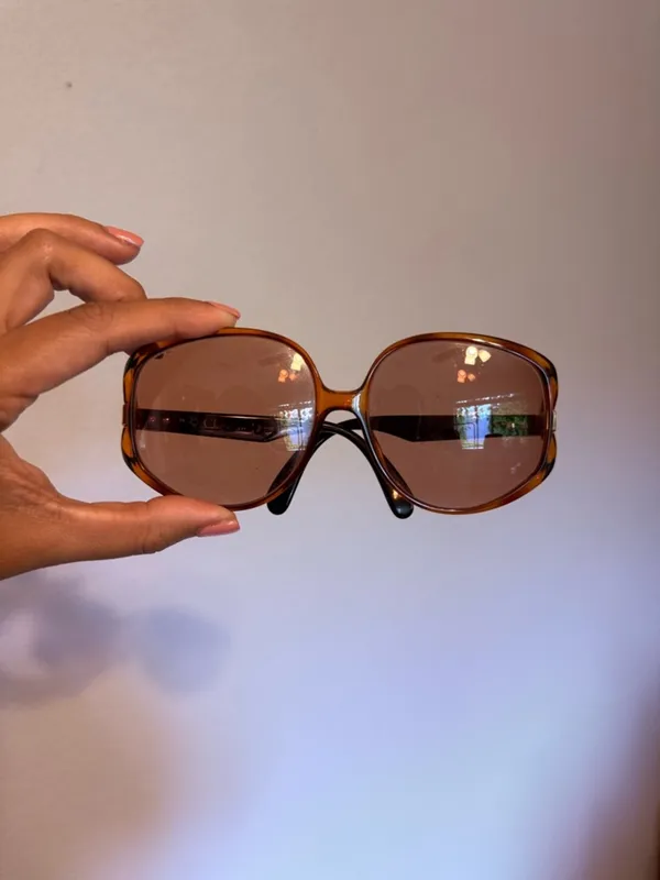 Christian Dior | Vintage Tortoiseshell Brown Oversized Sunglasses | E02 - Image 2