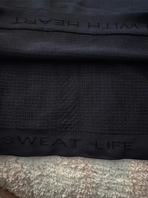 Lulu lemon 🍋 swiftly Black Athletic Tee - SWEAT LIFE - Image 3