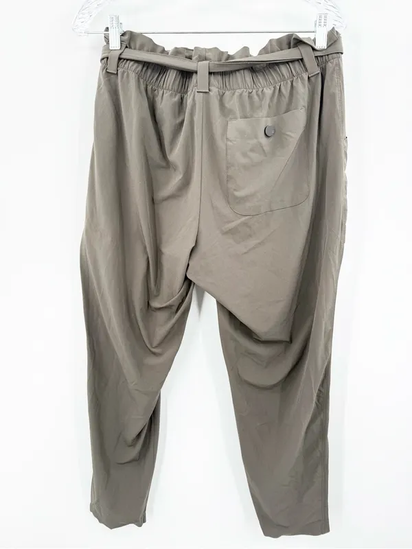 Athleta Women's Skyline Paper‎ Bag Waist Pants Size 12 Taupe - Image 2