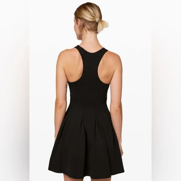 Lululemon Court Crush Tennis Dress Nulux in Black Size 0,2? - Image 3