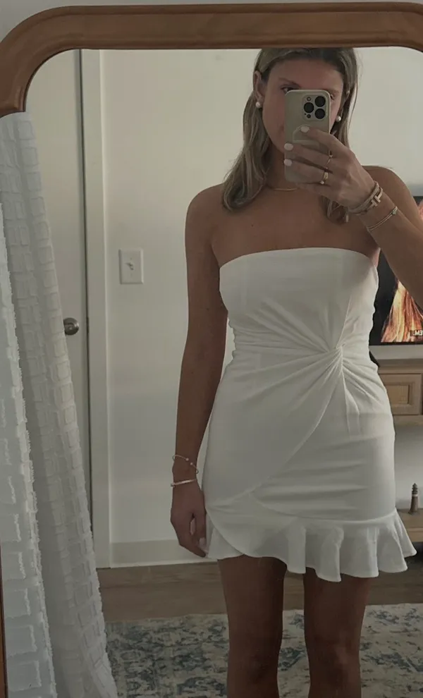 Selfie Leslie Strapless white mini dress - Image 5