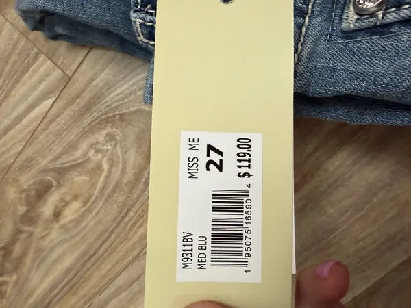 Women’s Miss Me bootcut denim jeans 27x32 - Image 4