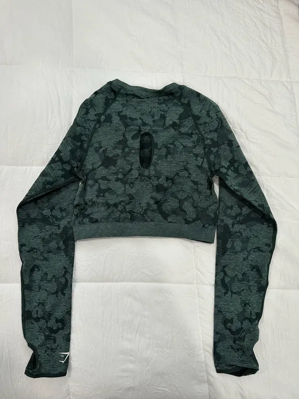 Gymshark Adapt Camo Seamless Long Sleeve Crop Top - Image 5