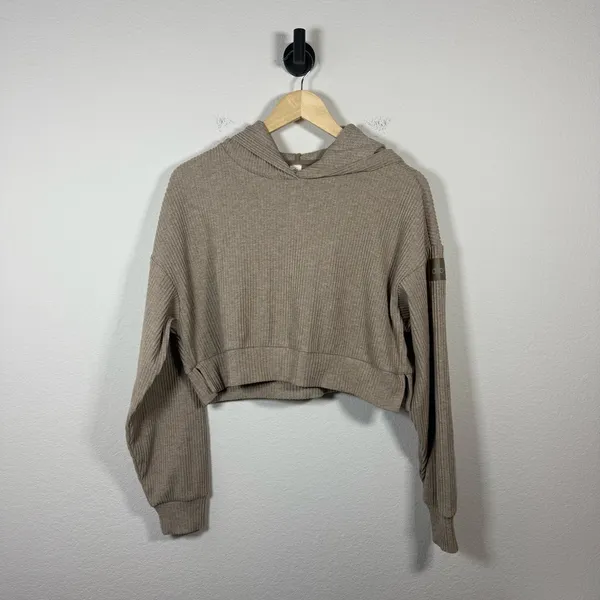 Alo Yoga Women’s Muse Cropped Ribbed Hoodie in Gravel Heather Tan Size S - Image 6