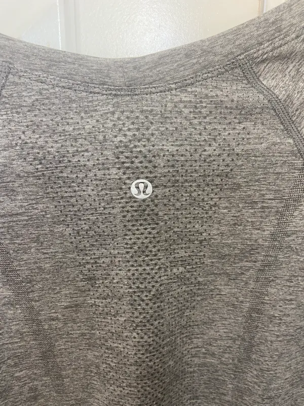 Lululemon Swiftly Tech Long Sleeve - Image 3