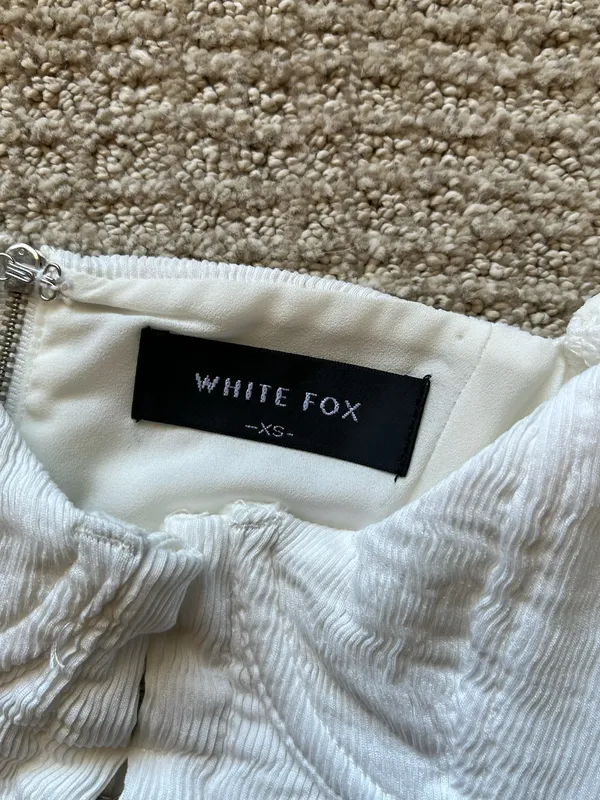White Fox Boutique White Corset Crop Top XS - Image 2