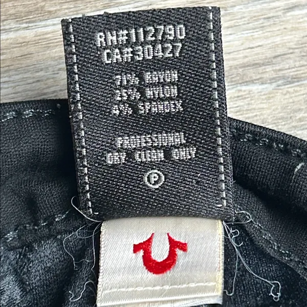 True Religion Stella Stretch Pointe Skinny Jeans Size 23 - Image 15