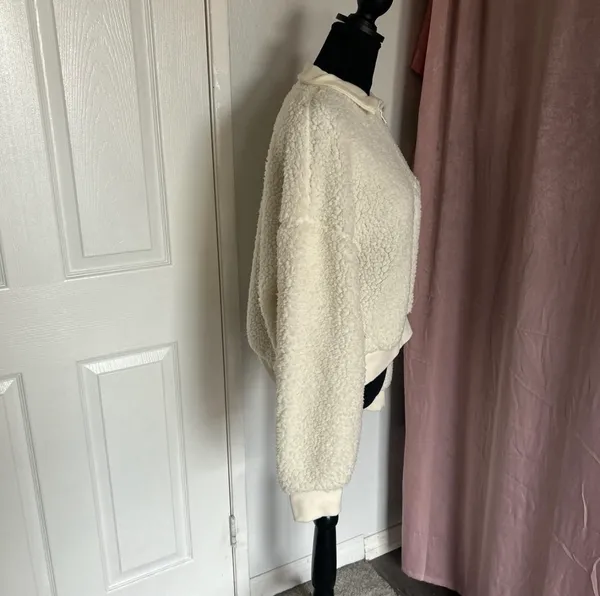 White Sherpa Victoria's Secret PINK fleece quarter zip - Image 3