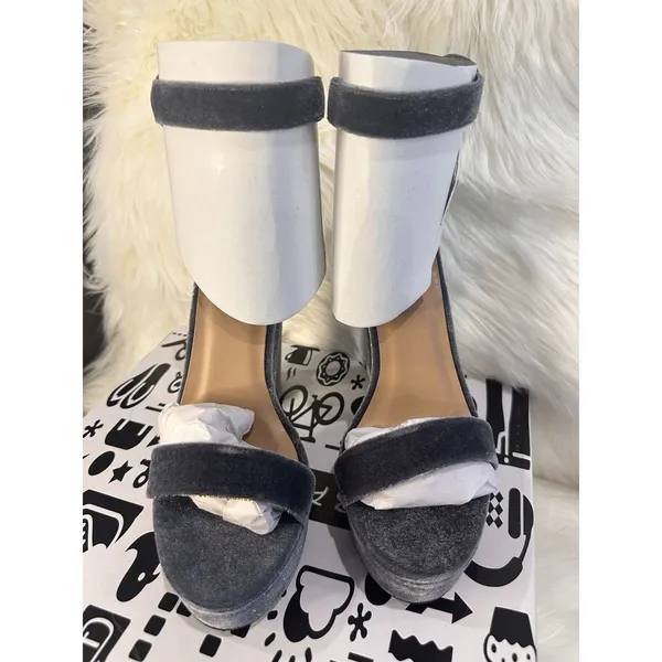 Bamboo size 8‎ Velvet Gray Ankle Strap Platform High Heels Y2K Chunky Heels - Image 2