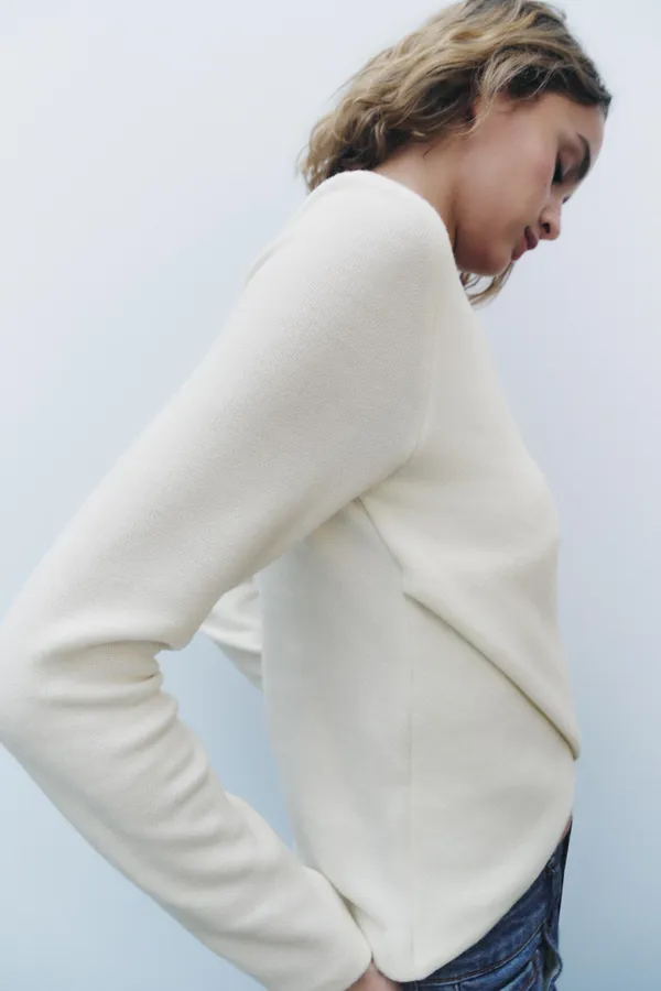 ZARA NWT  Soft Wrap Sweater in white. Size Medium - Image 2