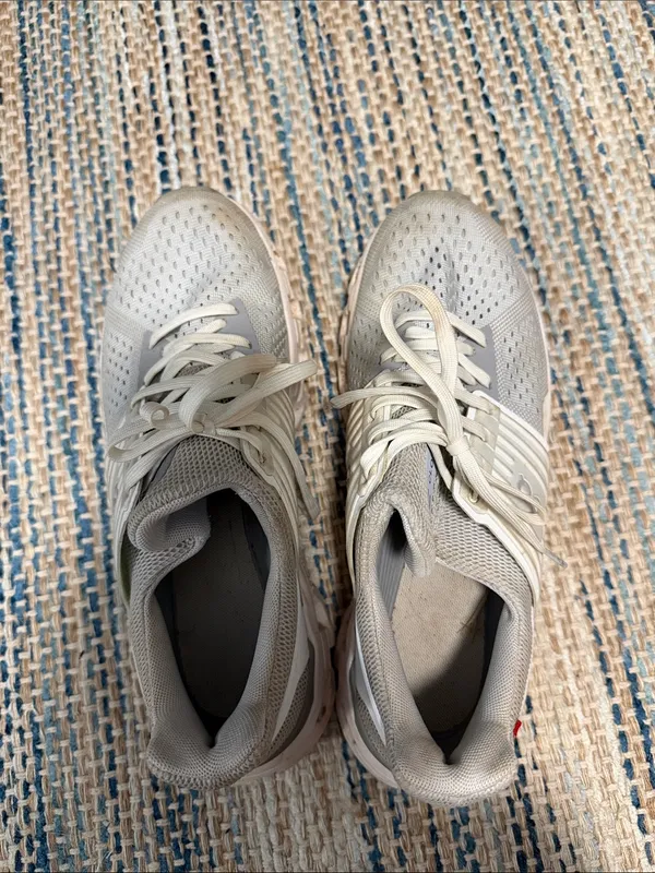 Women’s On Cloud sneakers - Image 2
