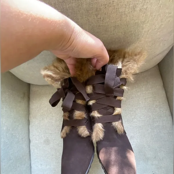 LOFT Chocolate Fur-Trimmed Heeled cozy Boots suede 7 - Image 11