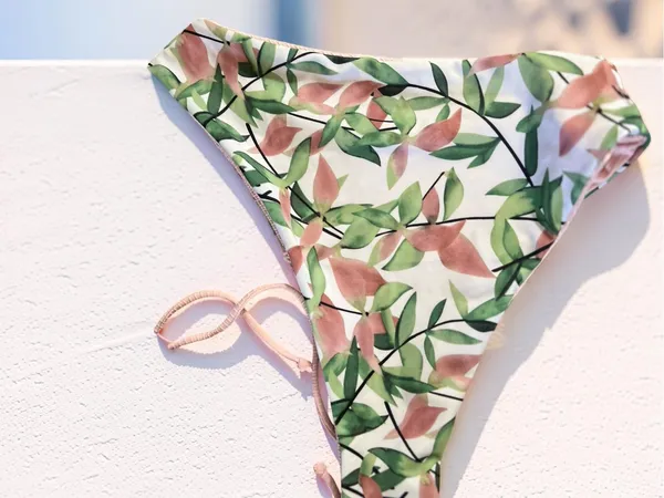 CUPSHE Reversible Ribbed Bikini Set Size S Peach & Leaf Print - Image 15