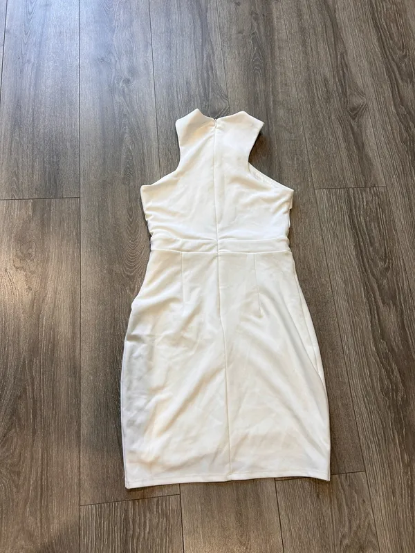 NWOT Lulus Headed to Cocktail Hour White Halter Tulip Mini Dress Size Small - Image 9