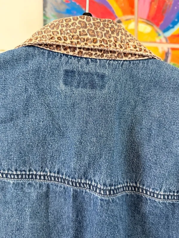 Y2K Vintage Western Country Boho Chic Leopard Print Beaded Trim Denim Jacket - Image 6