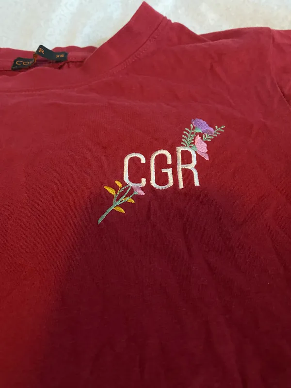 cougar tshirt Size XS - Image 2