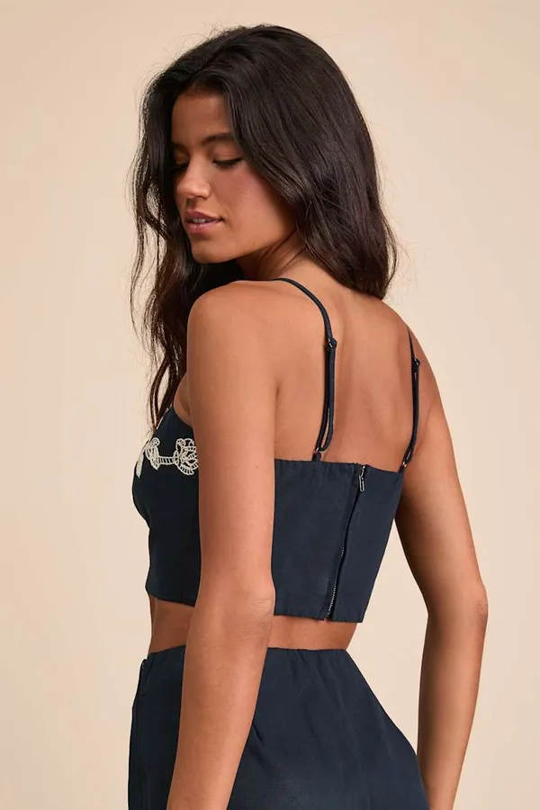 Lulu’s Embroidered Navy Crop Tank - Image 5