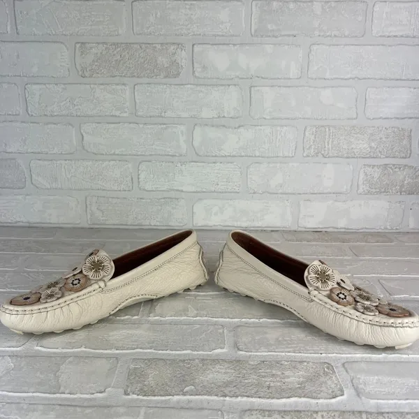 COACH Tea Rose Crosby Loafer Driver Flats Womens 8 Chalk Leather Floral Applique - Image 12