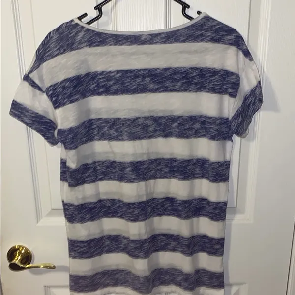 PINK Victoria's Secret White and Blue Striped Short Sleeve Tee Size Medium - Image 3