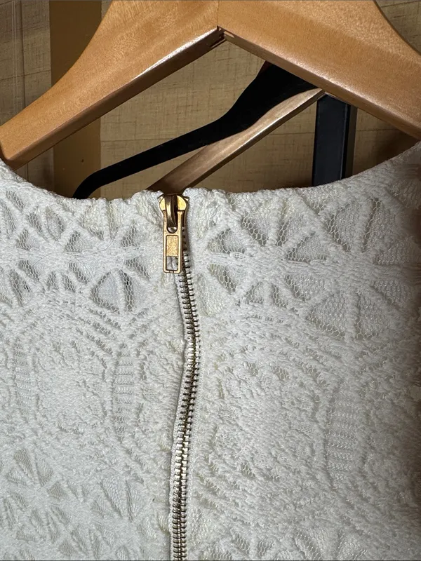 Lulus Love You For Eternity White Crochet Lace Shift Dress Size Small Like New - Image 10
