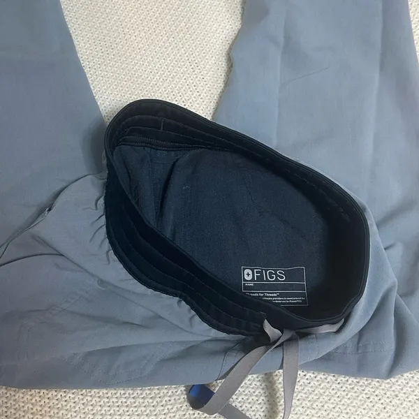 FIGS reversible scrub pants XS  - Image 2