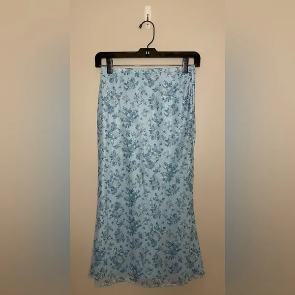 SHEIN Floral Print Lettuce Trim Mermaid Hem Skirt, Baby Blue, Size S, NWOT - Image 7