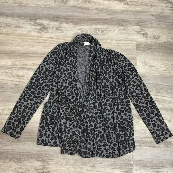 Allen Allen Gray, Black & Purple Leopard Print Open Front Cardigan Size Medium - Image 6