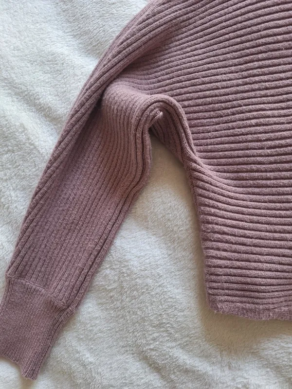 Anthropologie Ribbed Knit Sweater M Oversized Asymmetrical Mauve Purple Pullover - Image 6