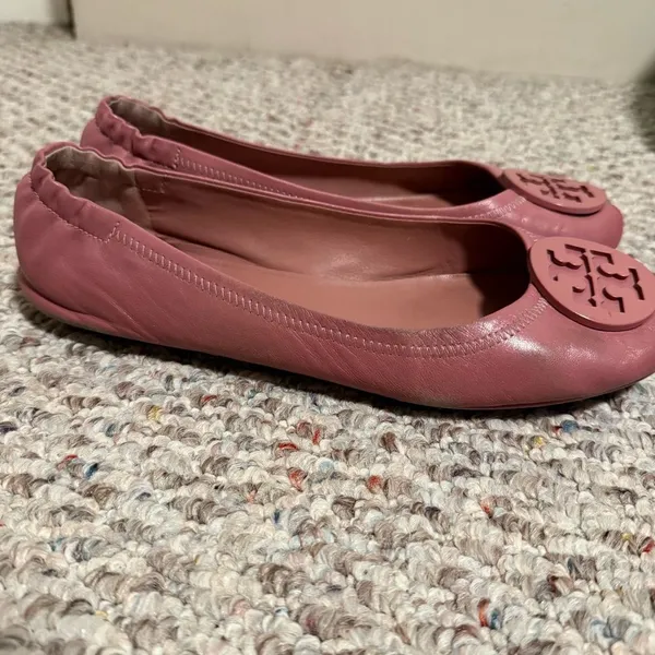 Tory Burch Minnie Travel Ballet with Leather Logo in Rosa- Size 9.5 - Image 4