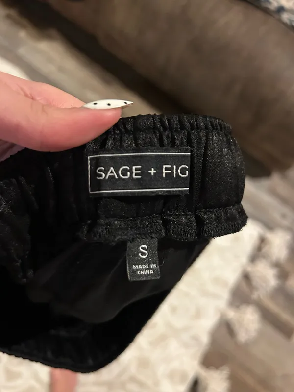 Sage and Fig satin cargo pants - Image 2