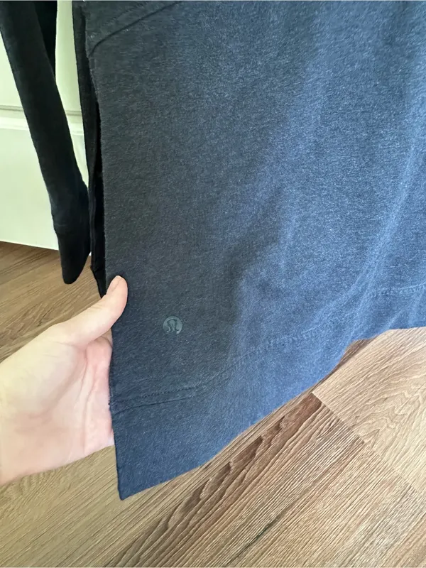 Lululemon Hoodie Size 6 - Image 4