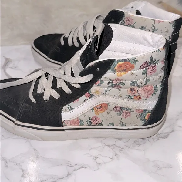 Unisex Vans Black and White High-Top Shoes - Image 8