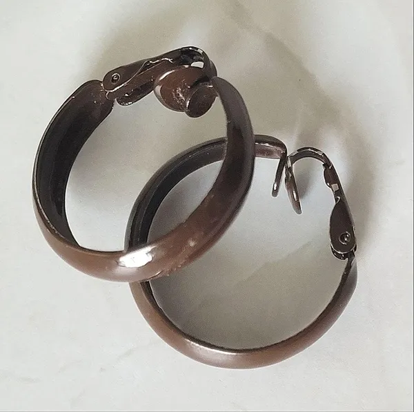 Vintage Brown Hoop Clip-on Costume Retro Earrings - Image 2
