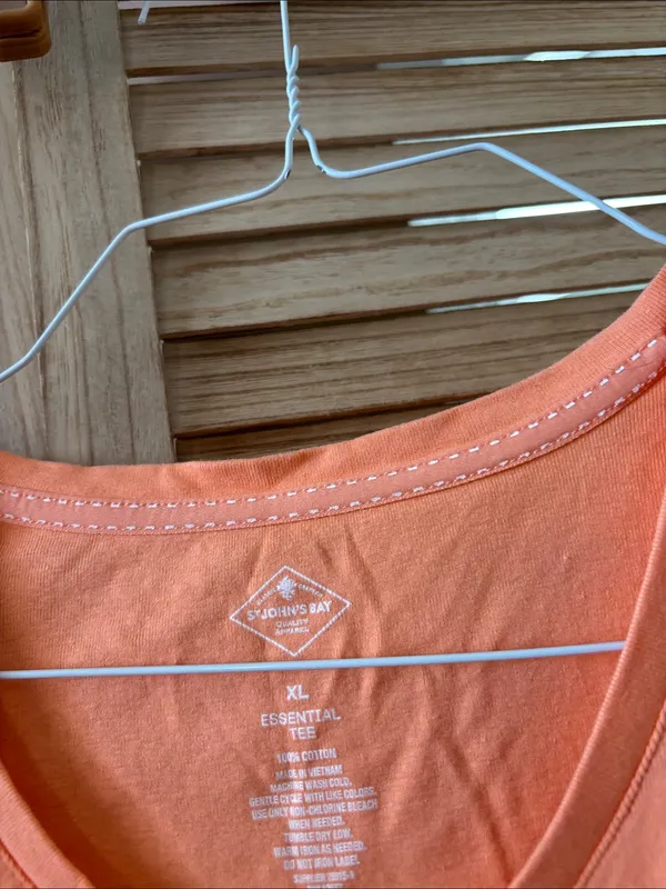 St. John's Bay Peach Orange V-Neck Short Sleeve Tee XL - Image 2