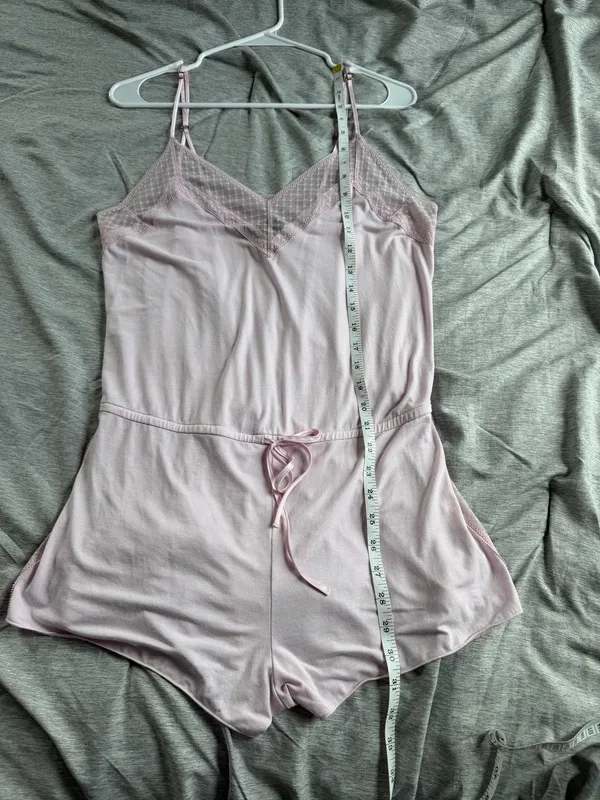 Victoria's Secret Women’s Sleep Romper Medium Pink Lace Trim Lounge Feminine - Image 11
