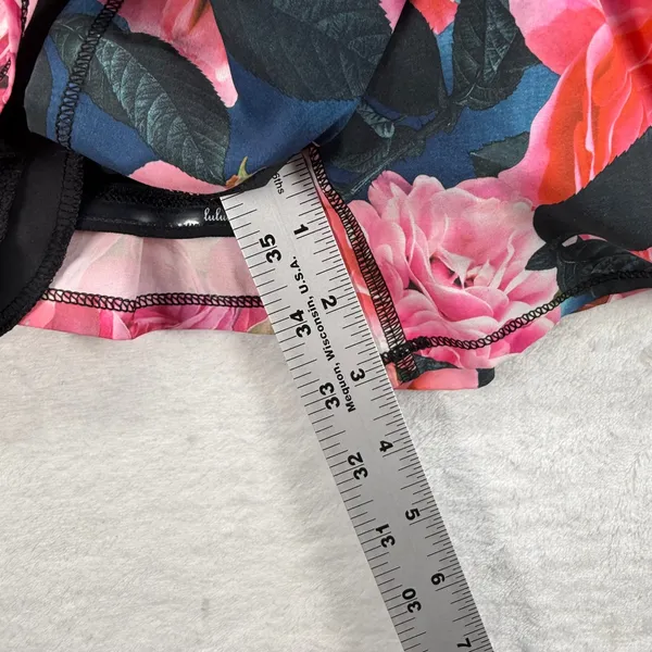 Lululemon Hot Hitter Skort Secret Garden Hot Pink Roses‎ Floral Smocked Waist 2 - Image 4
