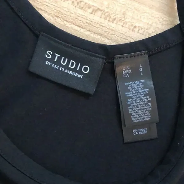 🌻3/20 Studio by Liz Claiborne cami. Size Large. - Image 2