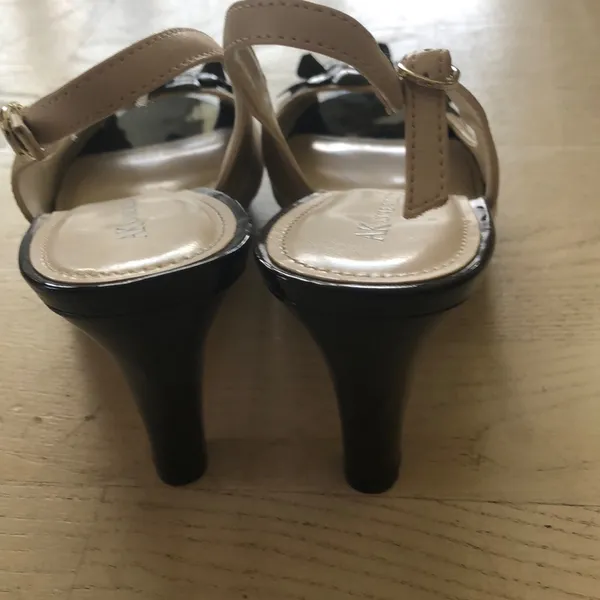 Anne Klein open toe heels - Image 5
