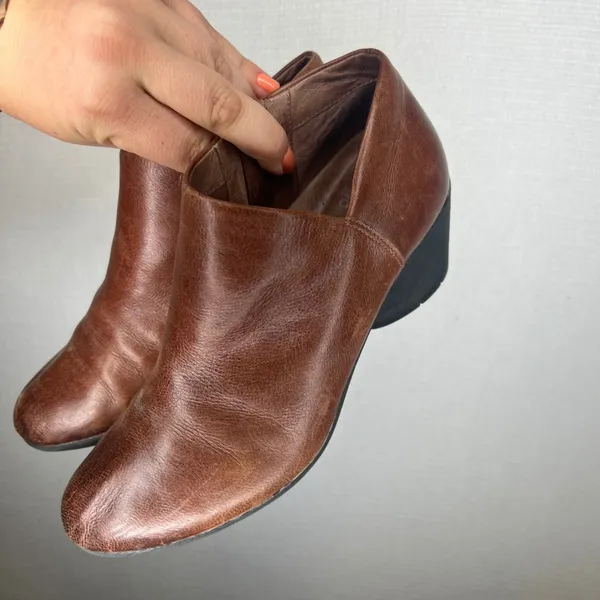 Dansko Brown Leather Ankle Booties Block Heel Side Zip Shooties Womens 38 - Image 3