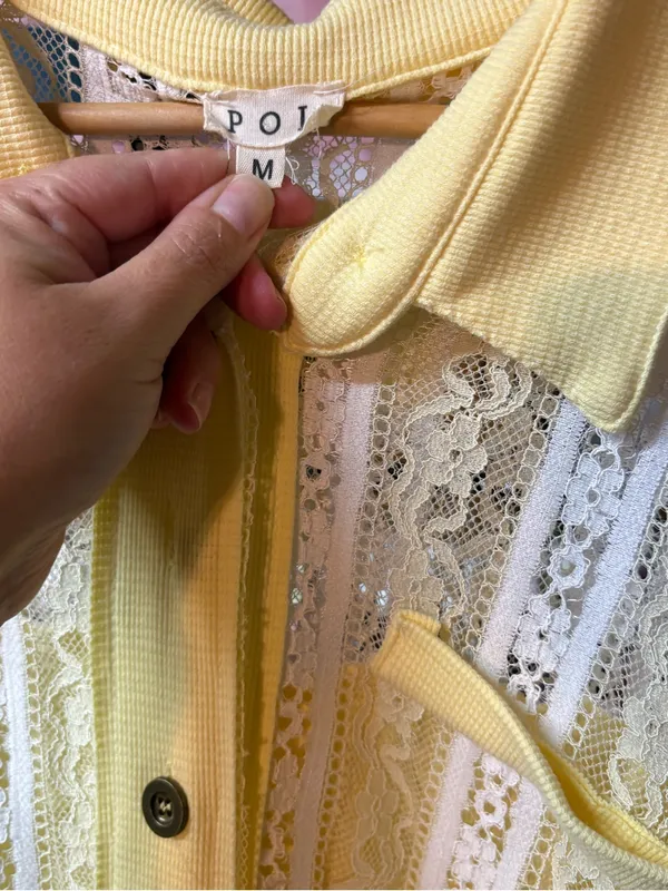 POL MEDIUM ✨ lace long sleeve button down yellow + white - Image 2