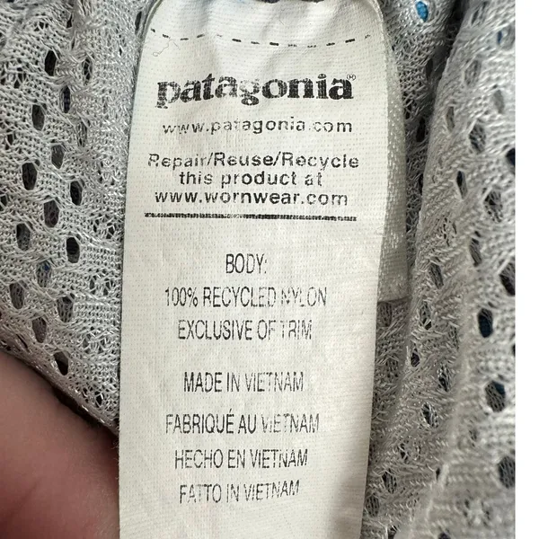 Patagonia Barely‎ Baggies Shorts Womens XS Blue Pink Tropical Floral Print - Image 7