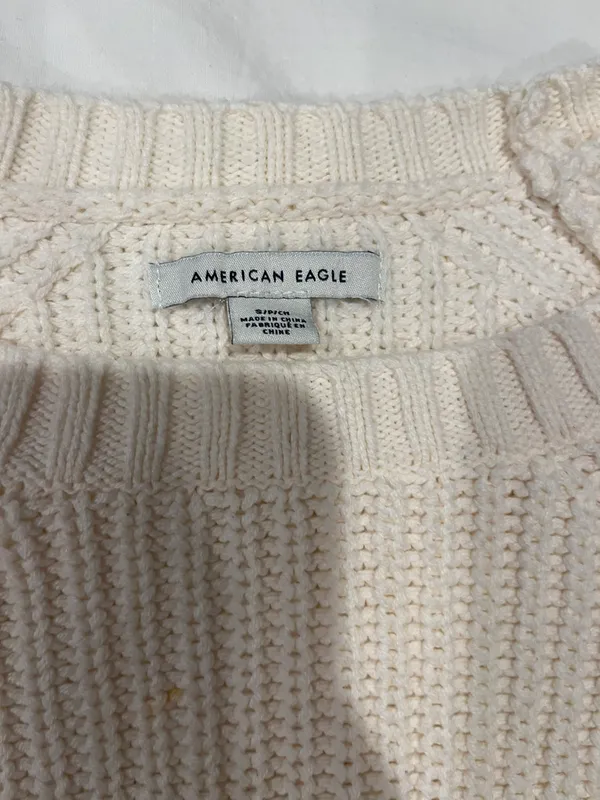 American Eagle Outfitters Cropped Sweater - Image 4