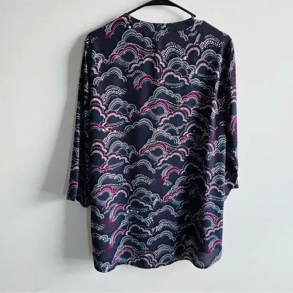 Express Women’s Top Size Large Navy Blue Geometric Pattern 3/4 Sleeve Blouse - Image 8