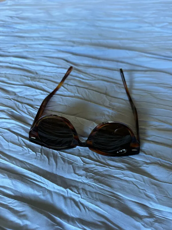 Ray-Ban Sunglasses - Image 3