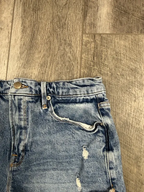 Good American Raw Hem Jean Shorts  - Image 6