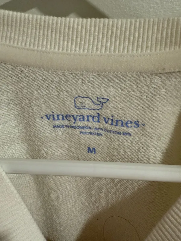 Vineyard Vines Long Sleeve - Image 2