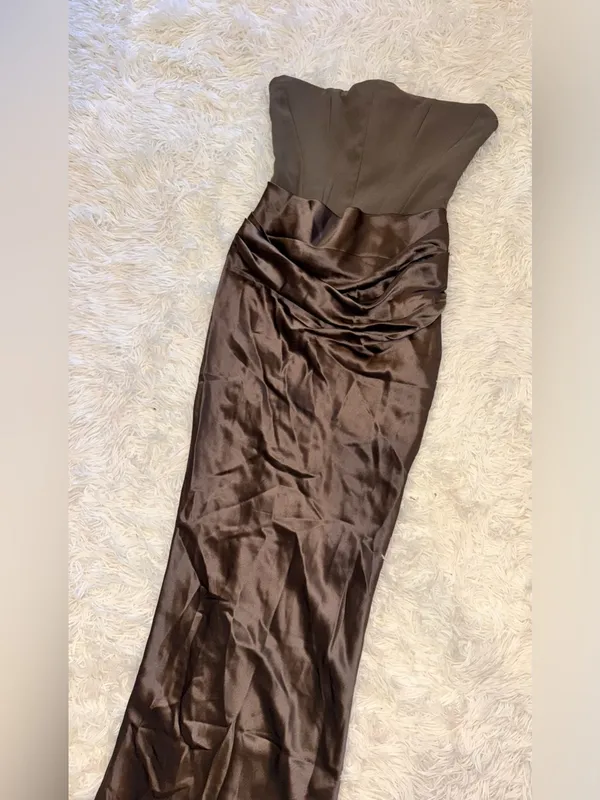 NEW HOUSE OF CB Persephone Strapless pebble gray crepe Evening Dress Sz S - Image 4